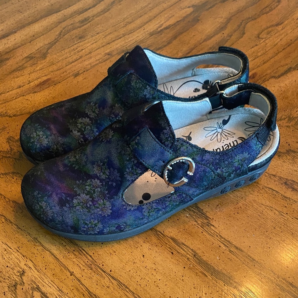 therafit Chloe Adjustable Clog
